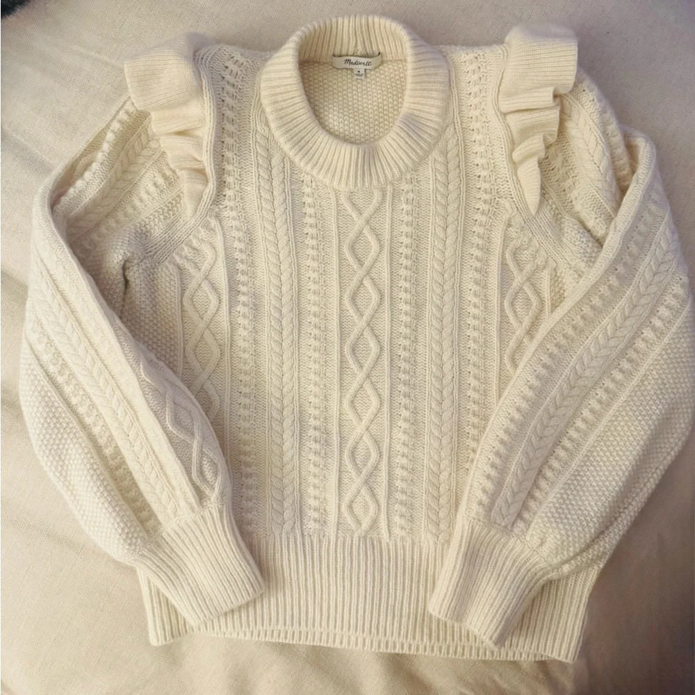 Madewell Hollydene Ruffle-Shoulder Pullover Sweater in Antique Cream